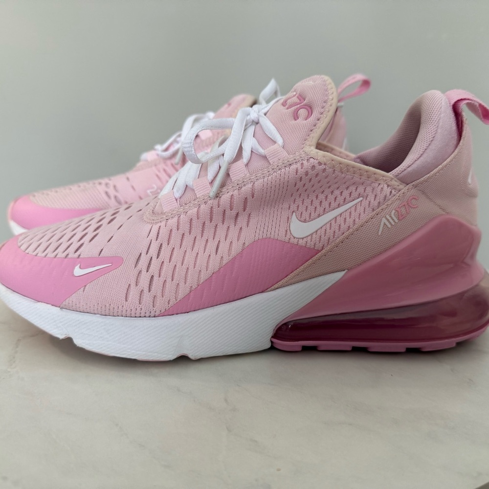 Nike Air Max 270 Pink Sneakers – Girls 7 / Women’s 8.5